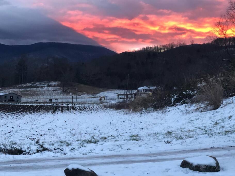 Country Mountain Escape! Villa Barnardsville Luaran gambar